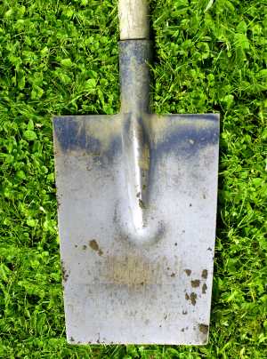 garden spade